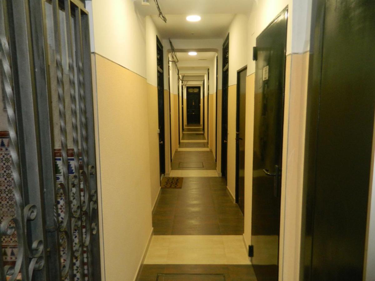 Centro / Ferrocarril 3 Apartment Мадрид Екстериор снимка