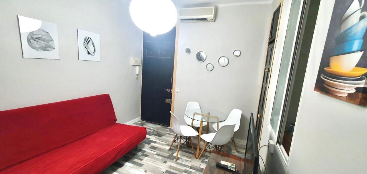 Centro / Ferrocarril 3 Apartment Мадрид Екстериор снимка